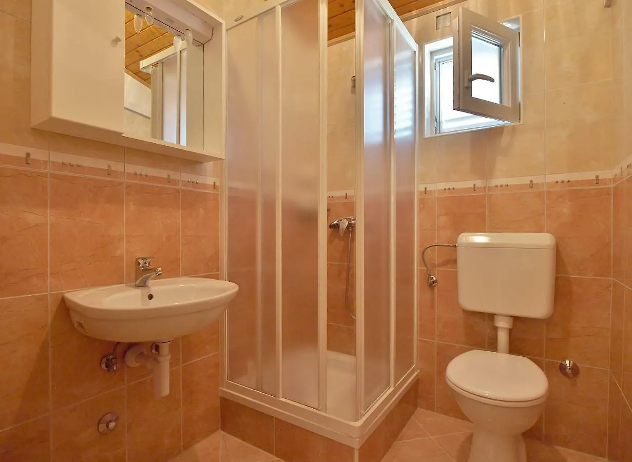 Apartmani Danijela Lopar