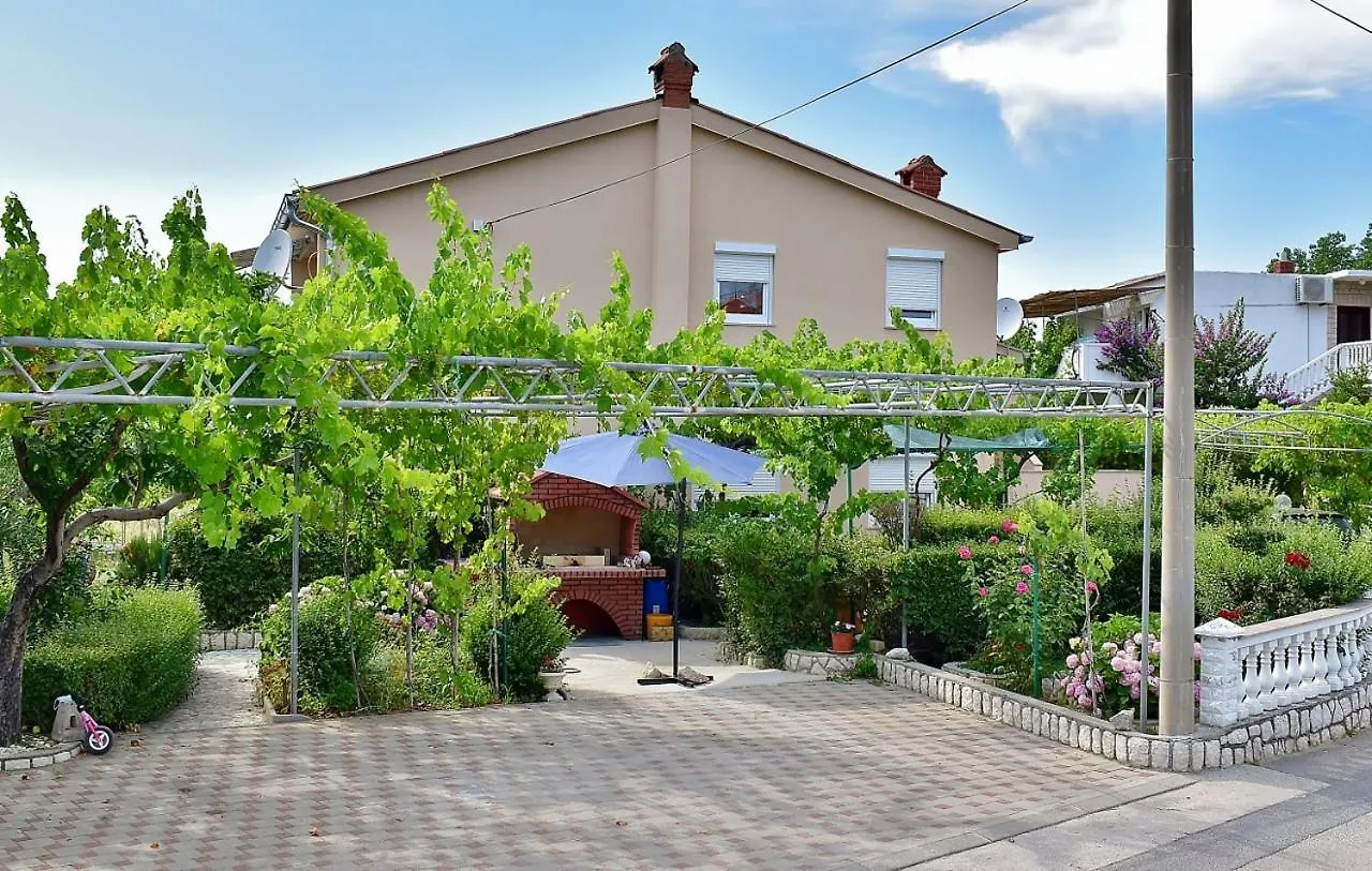 Apartman Apartmani Danijela Lopar