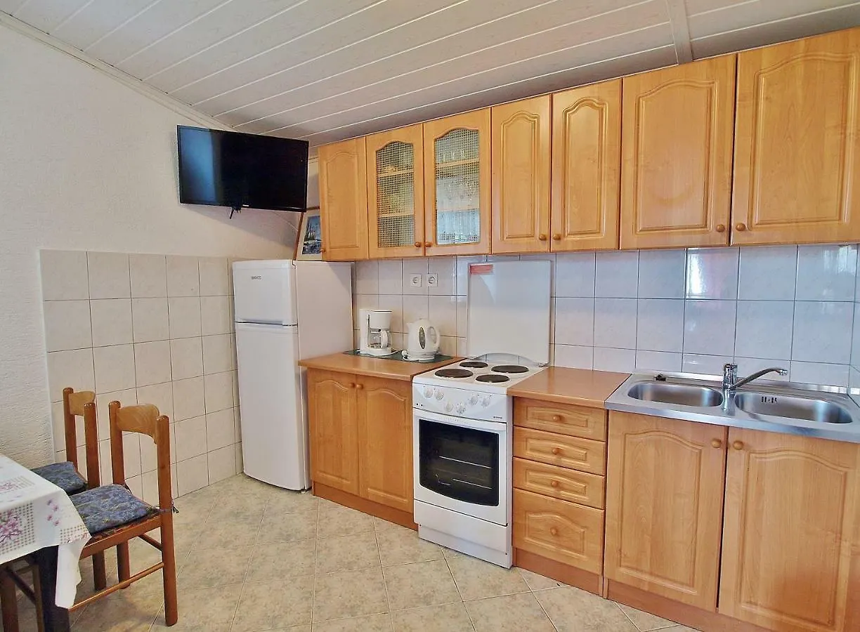 Apartmani Danijela Lopar